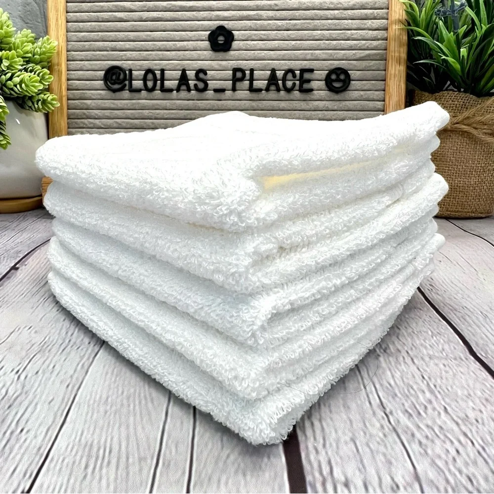 Wash Cloths - White Set of (5) Like New
